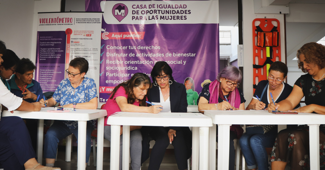 Mujeres en Bogotá: participación en inversión de recursos 20 de julio