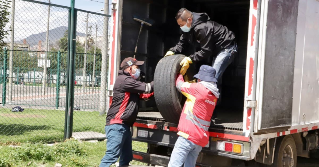 Eliminación de puntos de disposición ilegal de llantas en Bogotá 