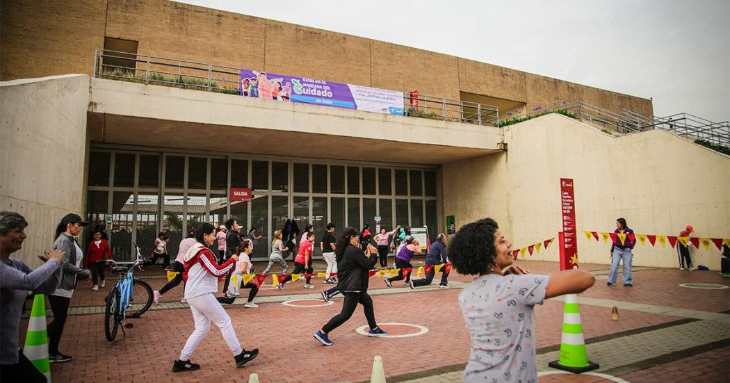 Las mujeres en Bogotá cuentan con ejercicio físico en Manzanas del Cuidado 🍏