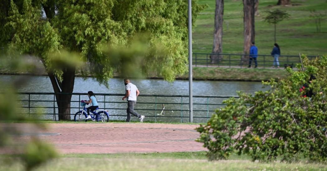 Racionamiento de agua en Bogotá martes 29 de octubre cierre parques