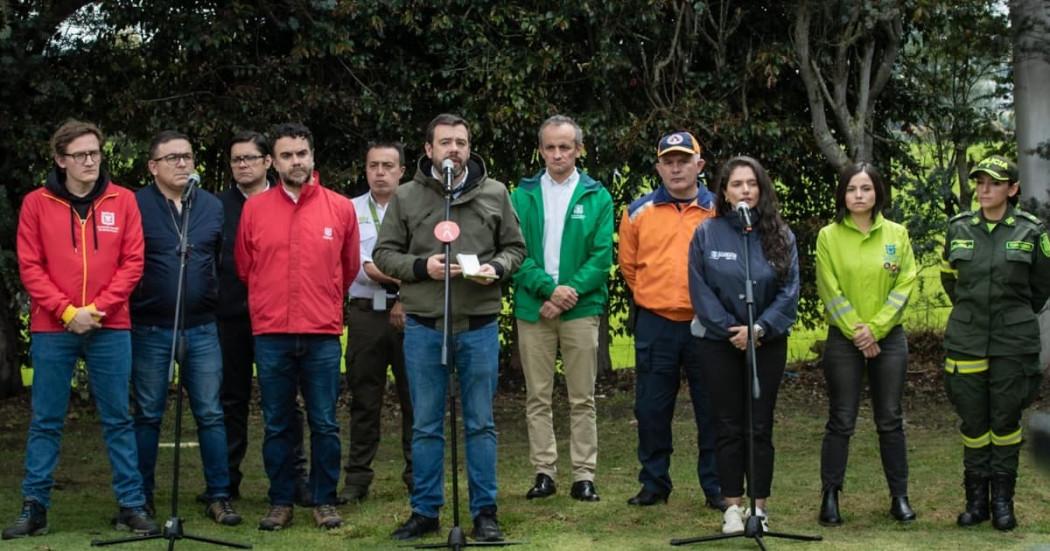 Alcalde Galán lidera PMU en la autopista Norte en Bogotá por lluvias