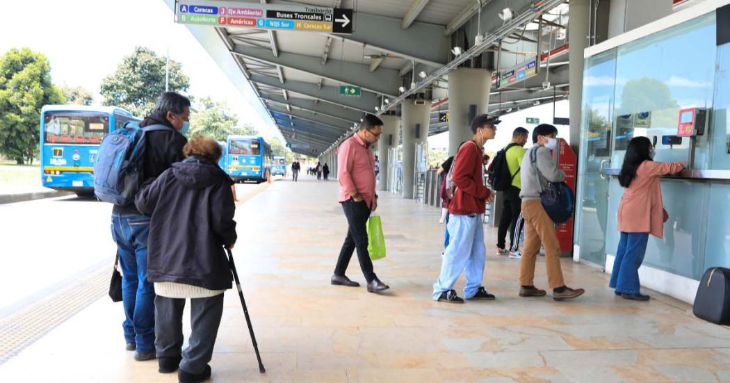 Subsidios transporte público Bogotá pasajes gratis TransMilenio 2025