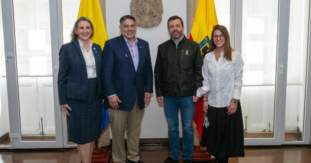 Mayors of Bogotá and San Antonio work on migration and transportation