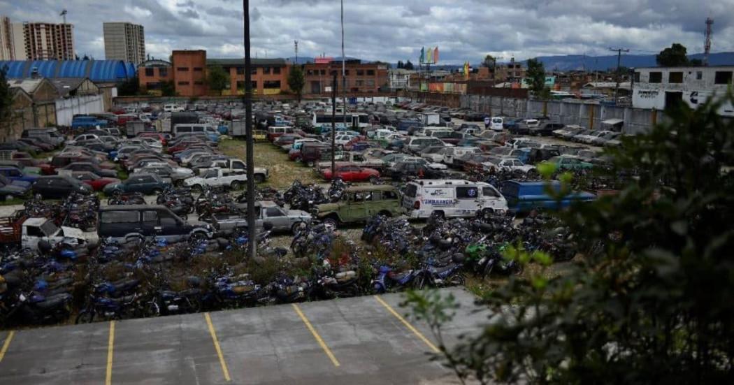 Qué pasa con vehículos que no son reclamadas en patios en Bogotá 