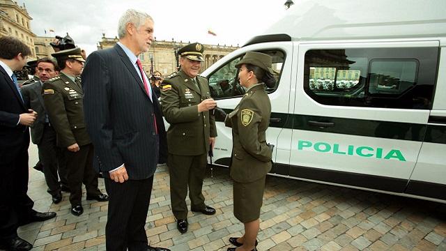 Entrega Patrullas de la Policía - Foto: Prensa Alcaldía Mayor/ Diego Bauman