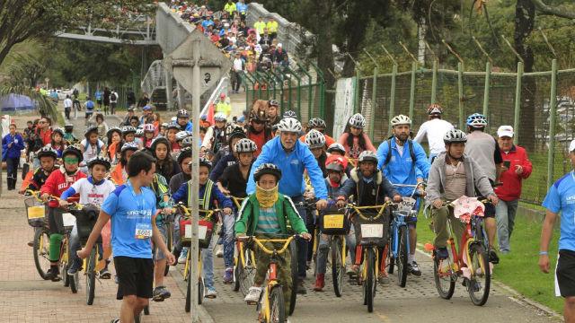 Alcalde Peñalosa en Bici - Foto: Alcaldía de Bogotá