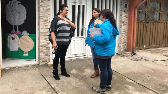 Atención puerta a puerta - Foto: Secretaría de Salud