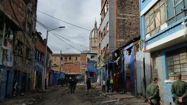 En la intervención del Bronx fueron hallados restos humanos.