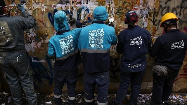 Contaminación visual en Bogotá por publicidad política ilegal