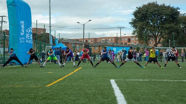 Entrega canchas sintéticas en Suba - Foto: Comunicaciones Alcaldía Bogotá 