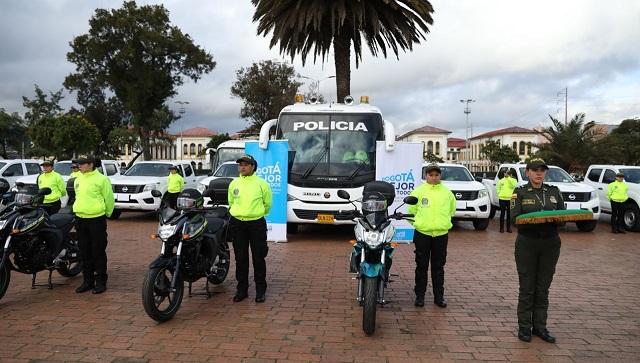 Entregan de equipos - FOTO: Prensa Secretaría de Seguridad