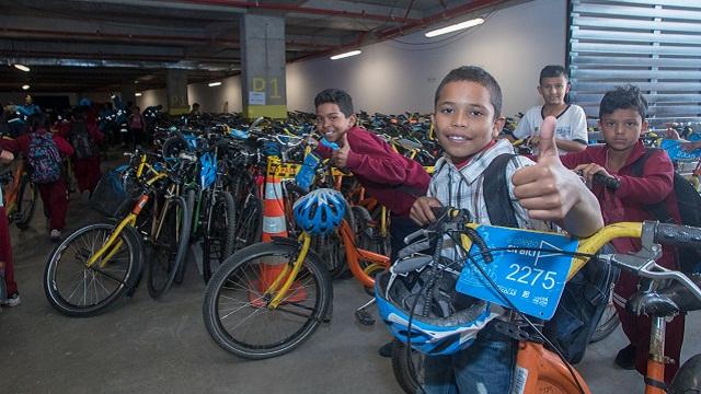 ‘Al colegio en Bici’, movilidad escolar sostenible en Bogotá - Foto: Comunicaciones Alcaldía / Andrés Sandoval