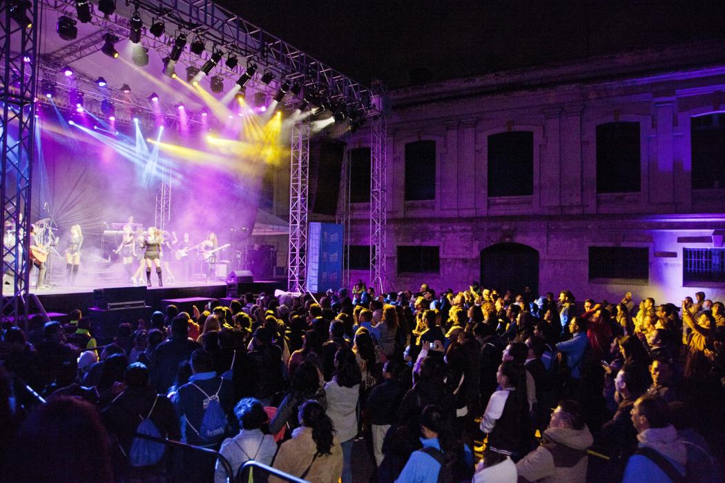 Concierto de mujeres a la plancha