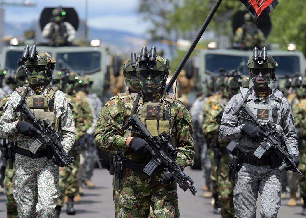 Muestra de las Fuerzas Militares en el Festival de verano