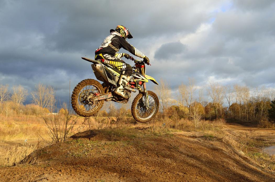 Competencia Dirt Jump en el Festival de Verano 