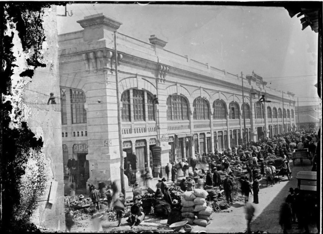 Conéctate a este recorrido virtual por la historia de la Plaza Central