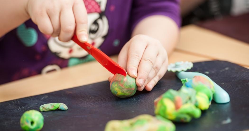 Una experiencia creativa: Taller de plastilina para niños y niñas