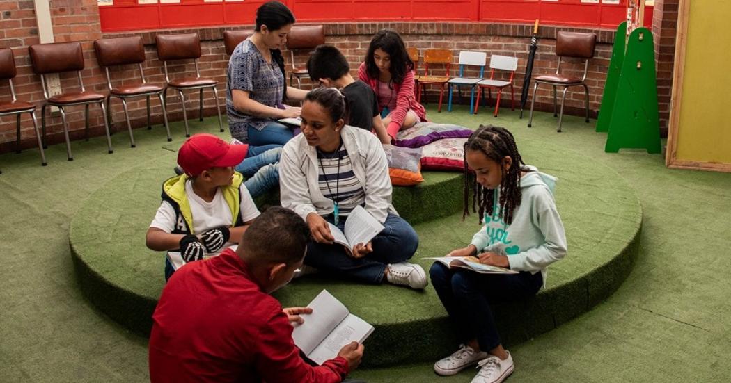 Planes para celebrar Amor y Amistad en las bibliotecas públicas 2022