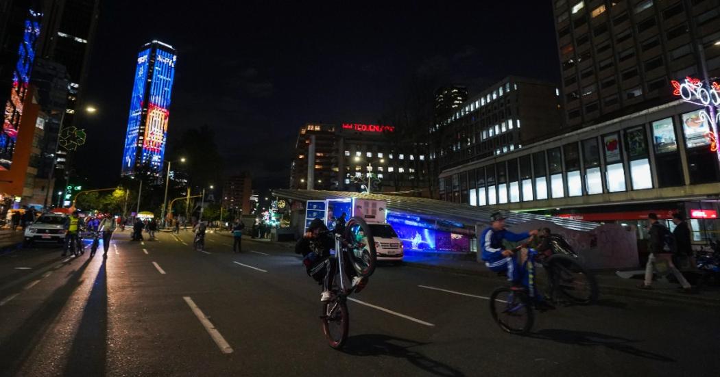 Ciclovía nocturna