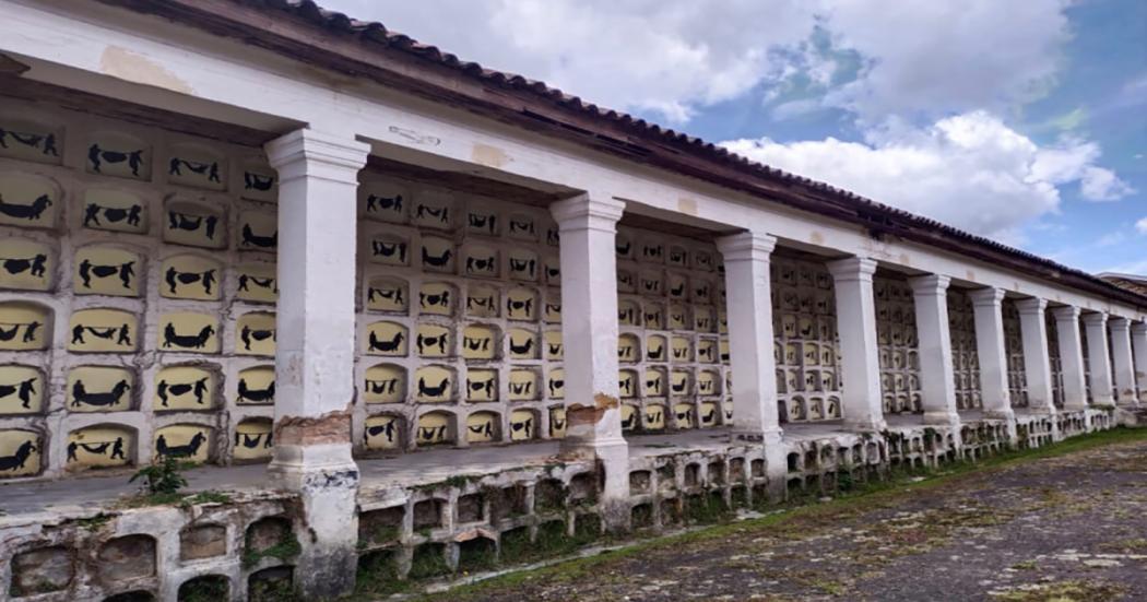 Lanzamiento libro sobre el cementerio de los pobres