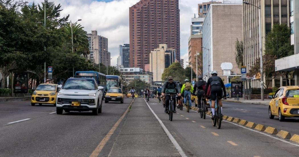 Rodada Neón en la inauguración de la XVI Semana de la Bicicleta