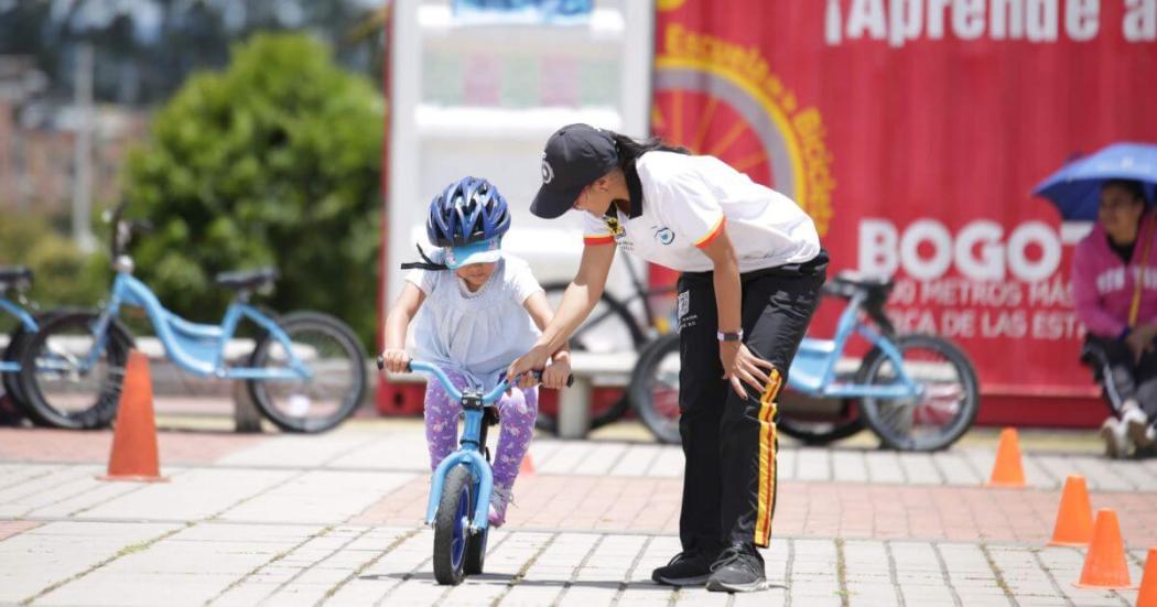 Cómo aprender a montar bicicleta en Bogotá Escuela de la Bici de IDRD 