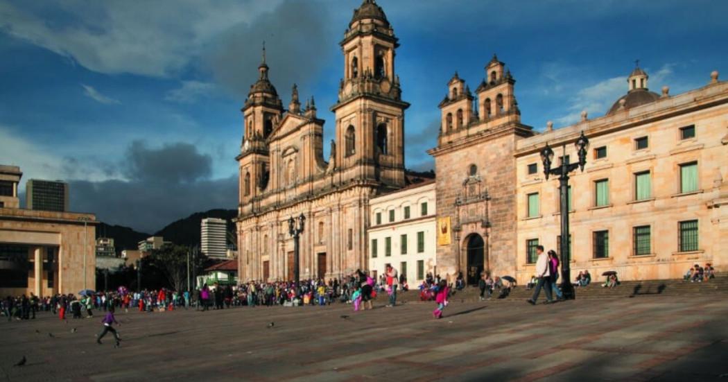 Manual de Uso de la Plaza de Bolívar este 26 de febrero 2025 Bogotá