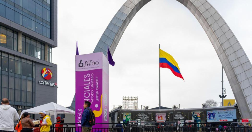 FILBo 2025: charla ´Bogotá, Ensayos sobre la Felicidad´ 