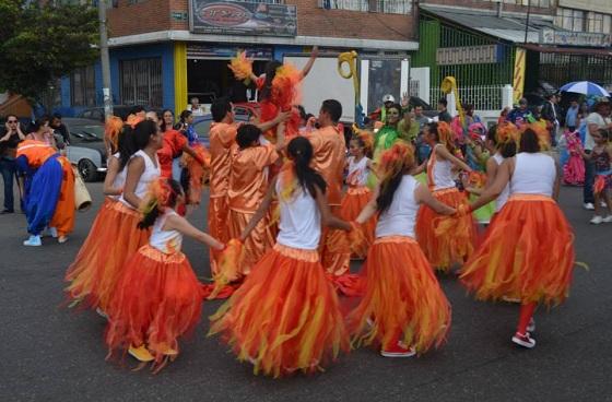 Comparsa-Foto: Alcaldía Local de Puente Aranda