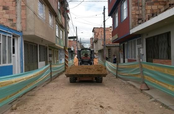 Definida inversión para recuperar malla vial local de Bosa 