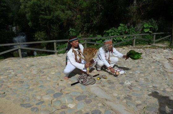 Hoy en el círculo de la palabra 'Viaje a las raíces de sus comunidades étnicas', líderes afrodescendientes de La Candelaria