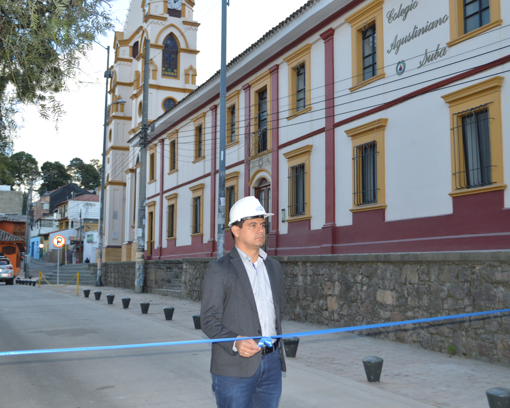 Habilitan los 4 segmentos viales que rodean la Plaza Fundacional de Suba.