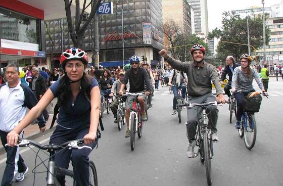 Ciclovía - Portal Bogotá - Foto:mikesbogotablog.blogspot.com