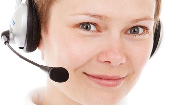 Para postularse debe contar con un mes de experiencia en call center.