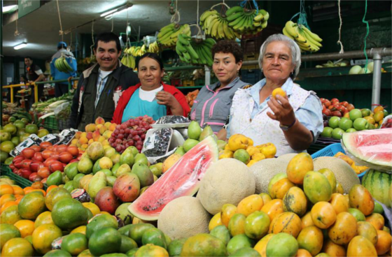 Las tradicionales plazas de mercado se convierten en un atractivo turístico 