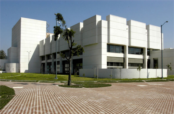 La Biblioteca Julio Mario Santo Domingo, una de las mejores del país