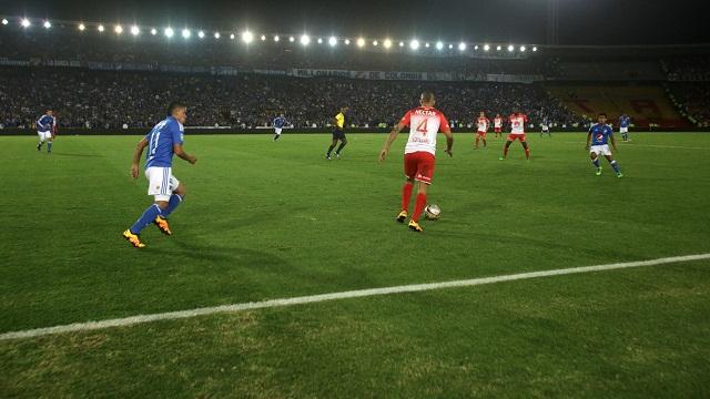 El mandatario invitó a los hinchas a celebrar en paz esta fiesta del fútbol - Foto: Alcaldía Mayor de Bogotá/Diego Baumán