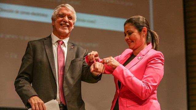 Alcalde Peñalosa en evento de la Secretaría de la Mujer