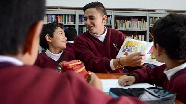 Agentes de lectura de los colegios de la ciudad - Foto: Prensa Secretaría de Educación 