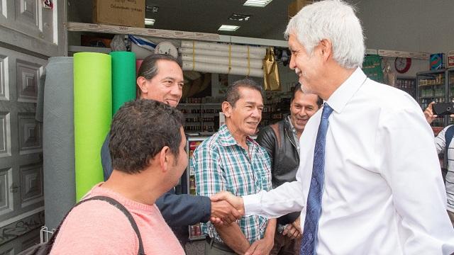 Firma del pacto 'Me la juego por El Restrepo' - Foto: Alcaldía Mayor de Bogotá/Andrés Sandoval