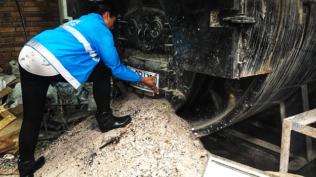 Sellamiento de una fábrica en Puente Aranda por contaminar el aire - Foto: Secretaría de Ambiente