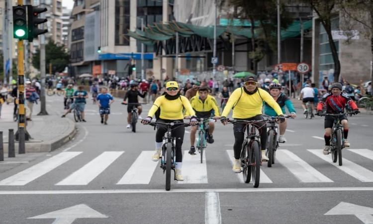 La Ciclovía, el corazón vivo de una Bogotá en movimiento