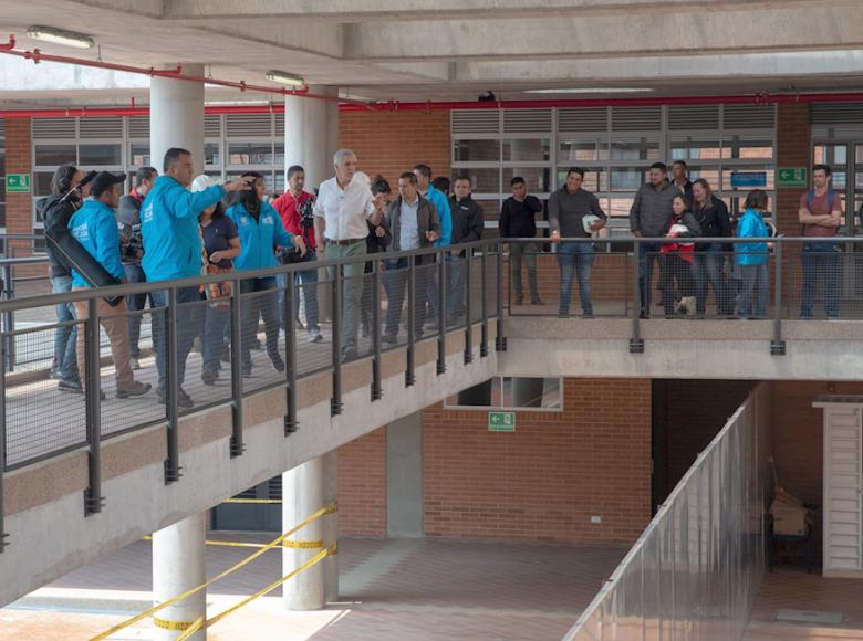 El área construida es de 10.000 metros cuadrados y contará 39 aulas, cancha múltiple y biblioteca - Foto: Alcaldía de Bogotá.