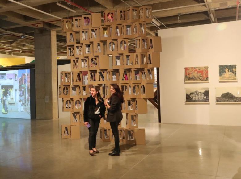 Arte conceptual lleno de contenido que invita a la interpretación del espectador en el 45° Salón Nacional de Artistas - Foto: Diego Bautista/Alcaldía de Bogotá.