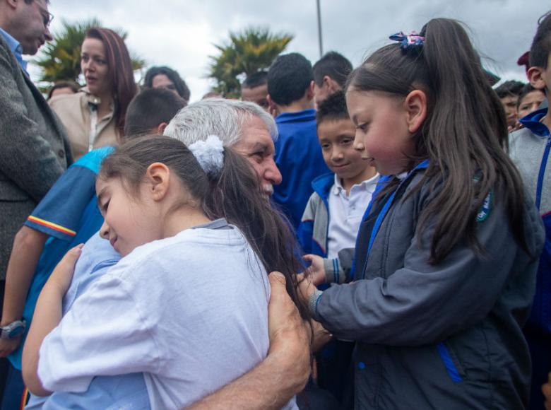 Los niños agradecen el Parque Tercer Milenio - Foto: Alcaldía de Bogotá/Andrés Sandoval.