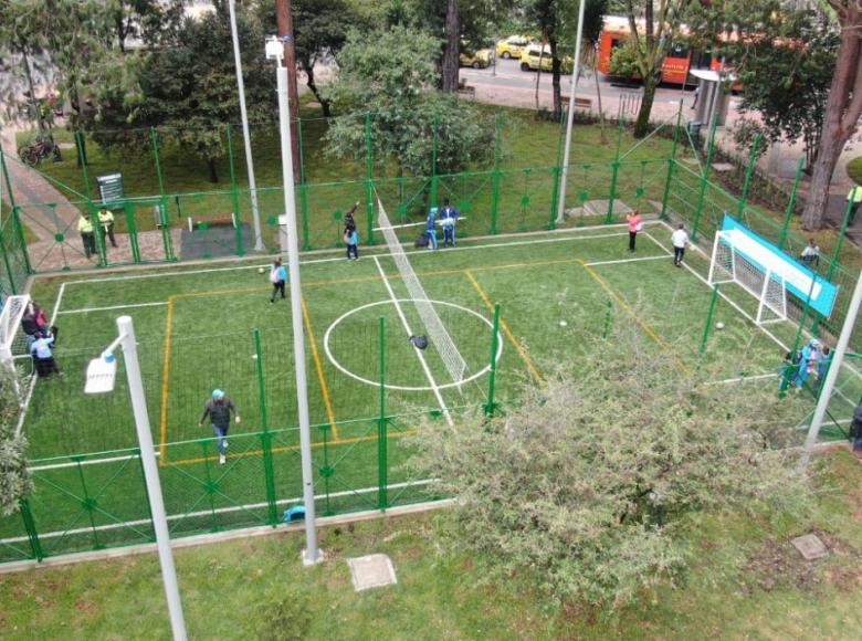 Así luce la nueva cancha sintética del parque El Japón. - Foto: IDRD.