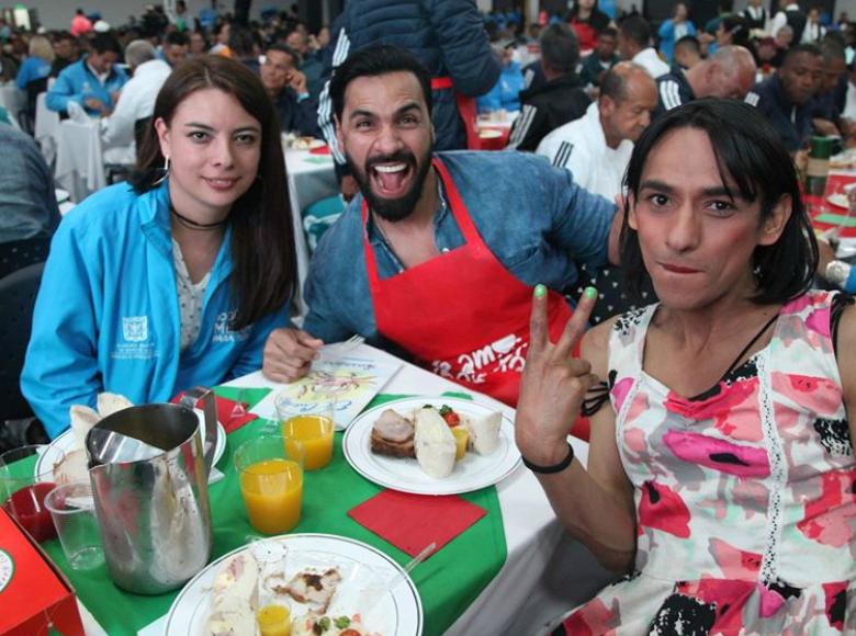 Todos merecemos una segunda oportunidad y una Navidad llena de alegría, esperanza y buenos deseos.