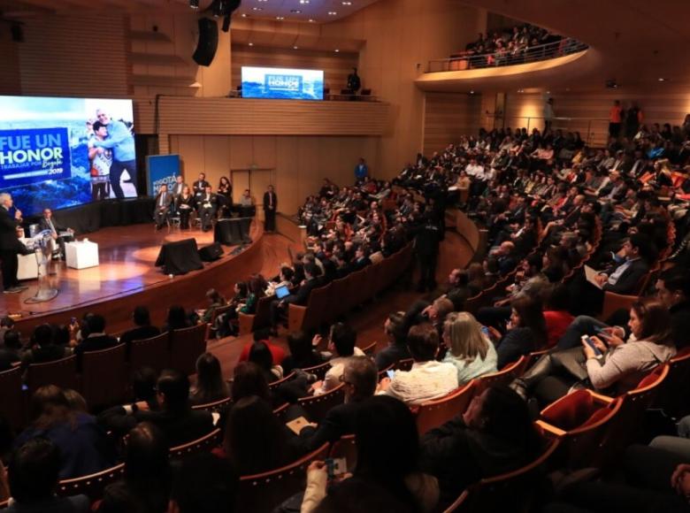 Aspecto de la audiencia de rendición de cuentas presidida por el alcalde Peñalosa.