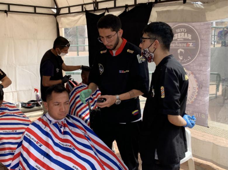 Crea Barber Shop (Barbería) presente en el SuperCADE Móvil de Ciudad Bolívar