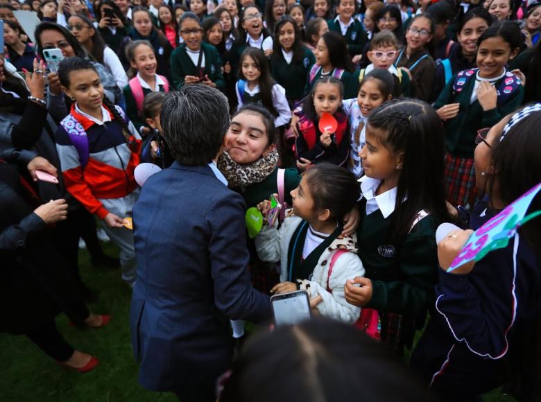 Bienvenida al año escolar en Colegios distritales. Foto: Cristian Martínez-Alcaldía de Bogotá.